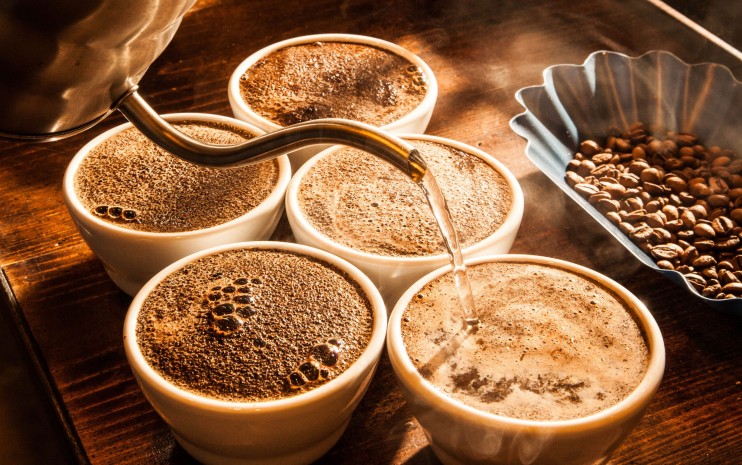 Comment déguster du café chez soi (cupping) : quelle méthode suivre ?