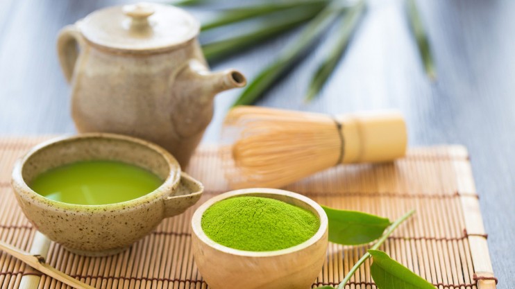 Tout savoir sur le thé vert matcha : récolte, infusion, bienfaits, recette